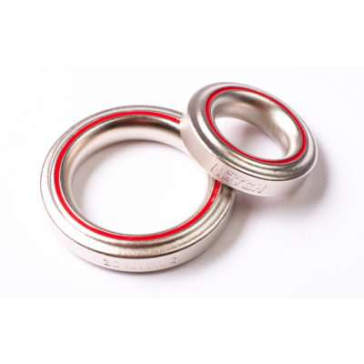 Notch wear safe steel friction rings